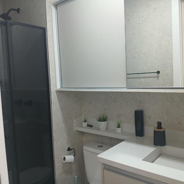 Seu refúgio perfeito no Recreio dos Bandeirantes - Apartamento completo de 2 quartos e 2 banheiros a menos de 1 km da Praia - Lazer e Conforto no mesmo lugar - Foto 3