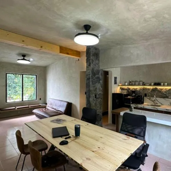 Departamento con clima y excelente ubicación, ξενοδοχείο σε Τούξτλα Γκουτιέρρες