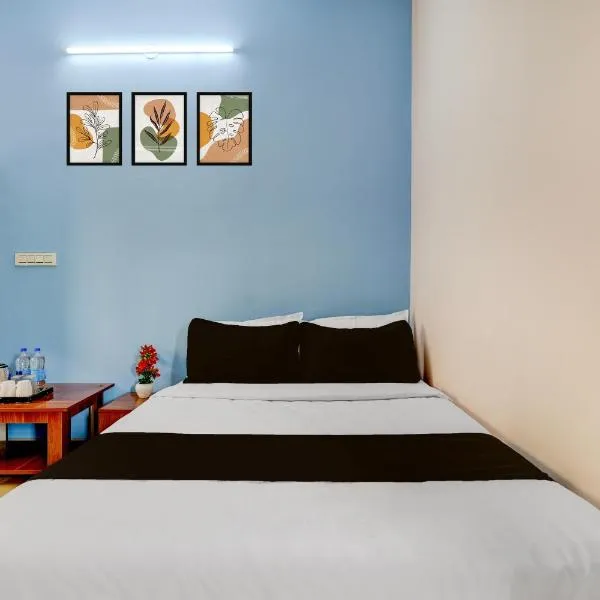 Hotel O R R Comforts Boarding and Lodging – hotel w mieście Nelamangala