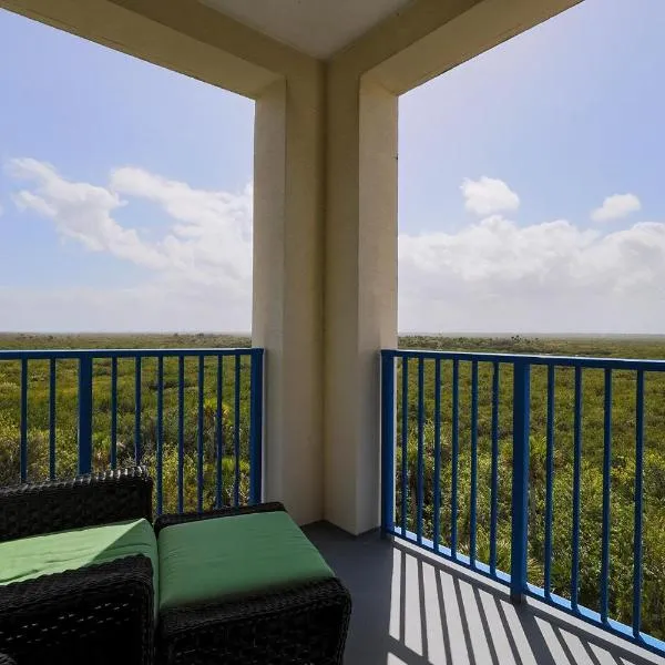 3 Bedroom 2 Bath Oceanwalk Condo With Estuary Views، فندق في نيو سميرنا بيتش