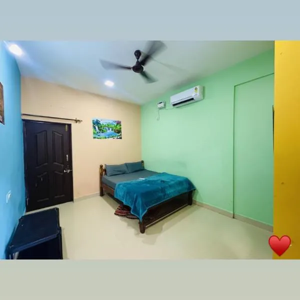 Beach stay rooms, hotel di Calangute