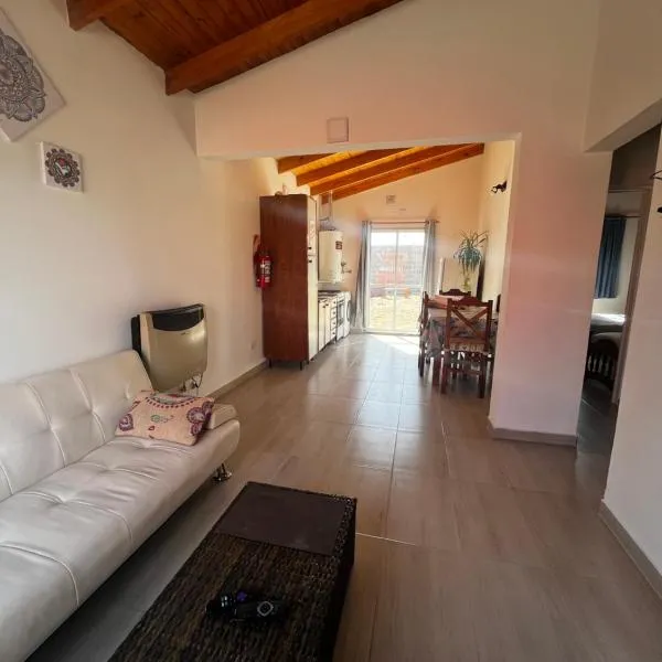 Casa de Playa, hotel in Camarones