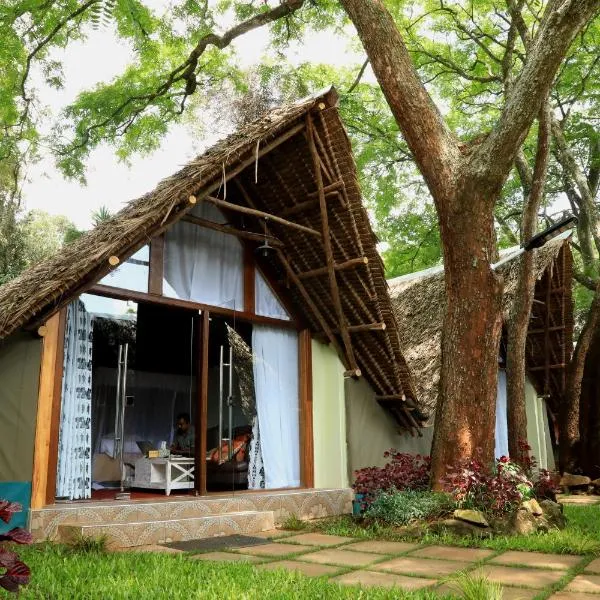 The Giraffe Cottages Restaurant and Bar, hótel í Nairobi