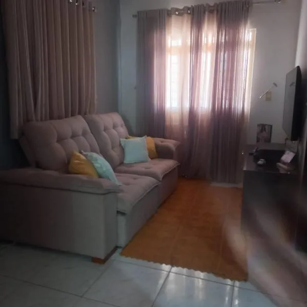 Casa Conforto e Aconchego com garagem e internet próximo ao centro، فندق في Pesqueira