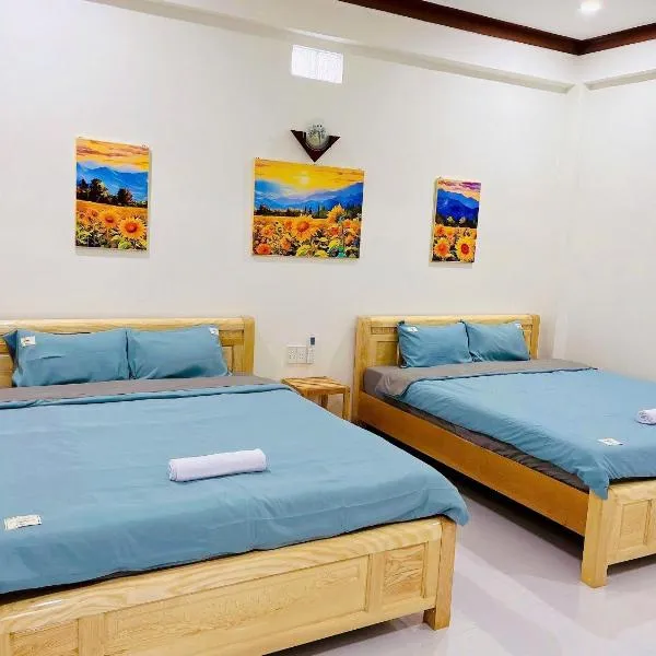 SUN Homestay Vĩnh Hy, hotel v destinaci Vinh Hy