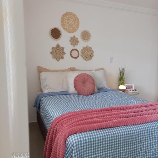 Casa térrea lindamente decorada e climatizada - Foto 2