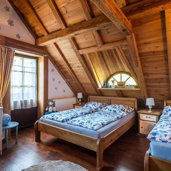 Ranczo Pod Strzechą, hotel din Stara Kamienica