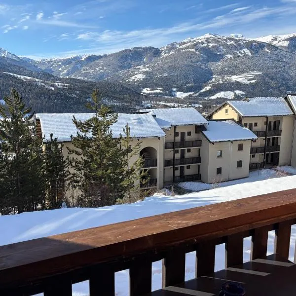 Appartement ski pour 5 personnes, Barcelonnette, Ubaye, Alpes, viešbutis mieste Barselonetas