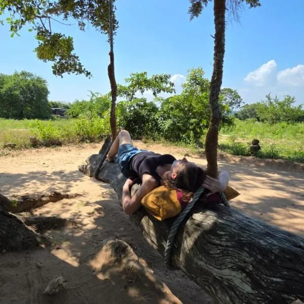 The Campers Lodge Yala, hotel i Yala
