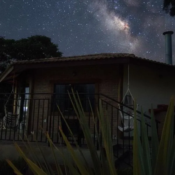 Villarejo Santa Cruz, готель у місті Делфін-Морейра