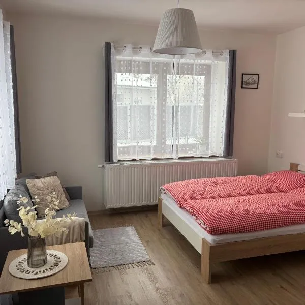 V Talutě, hotel a Chyšky