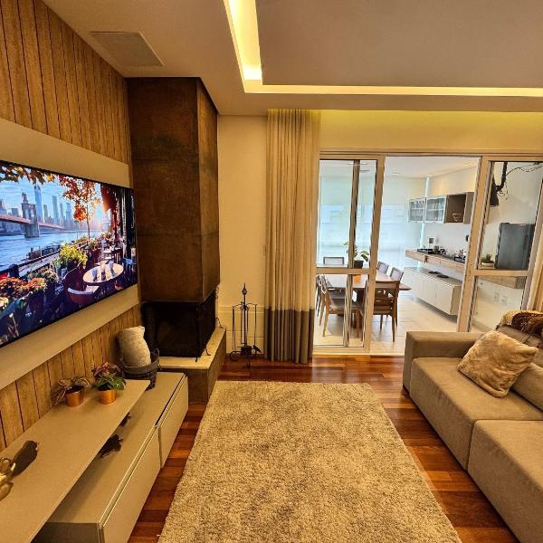 Premier Flat Capivari