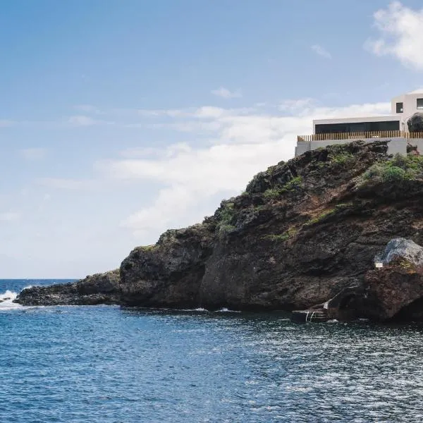 Villa Vista, tu suite frente al mar en El Hierro, Hotel in Tamaduste