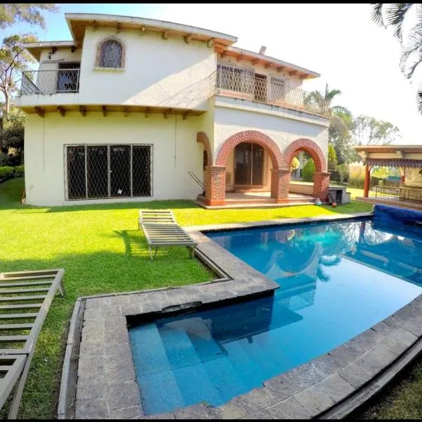 Casa Grande Lomas de Cocoyoc, מלון בTexcalpan