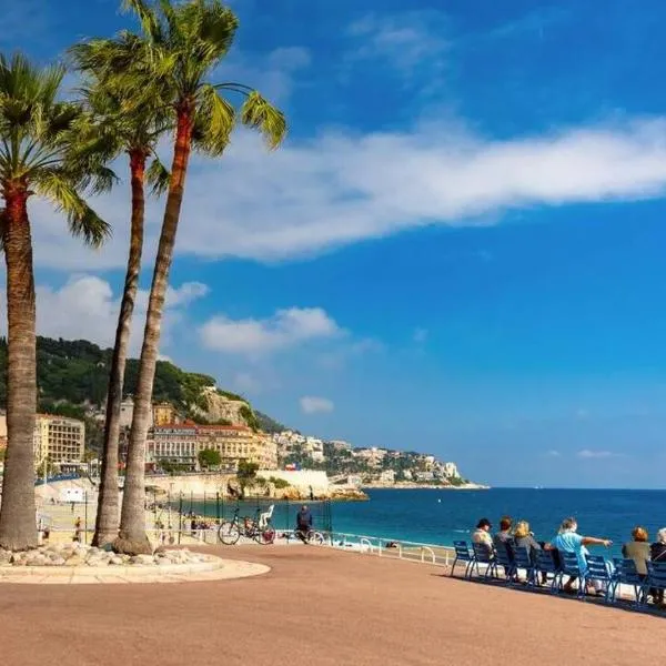 Living Nice and French Riviera, ξενοδοχείο στη Νίκαια