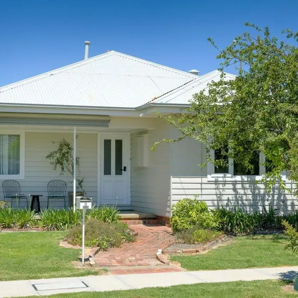 Wodonga में, होटल Cute Cummings St Cottage