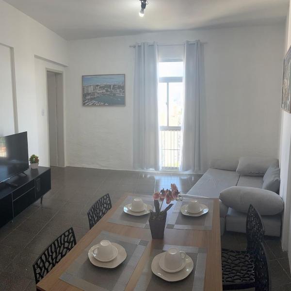 Apartamento recém reformado no bairro politeama centro