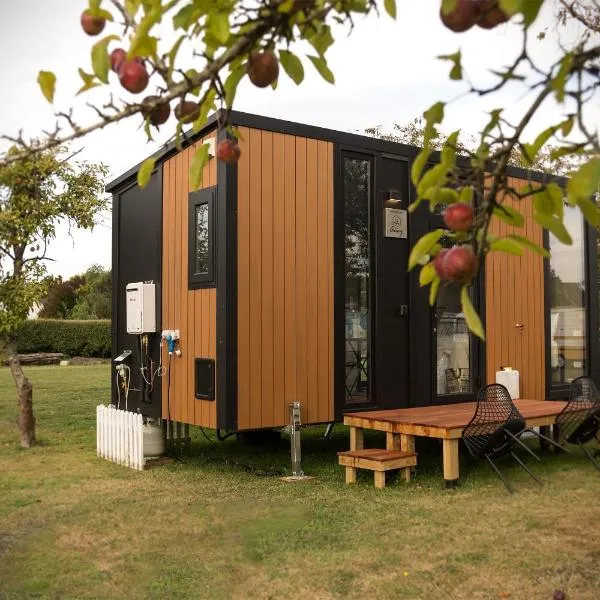 Applewood Cabin 1 by Tiny Away, viešbutis mieste Kraistčerčas