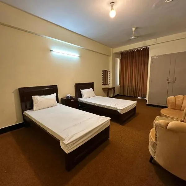 Sina Lodges and Guest house, hotel in Peshawar