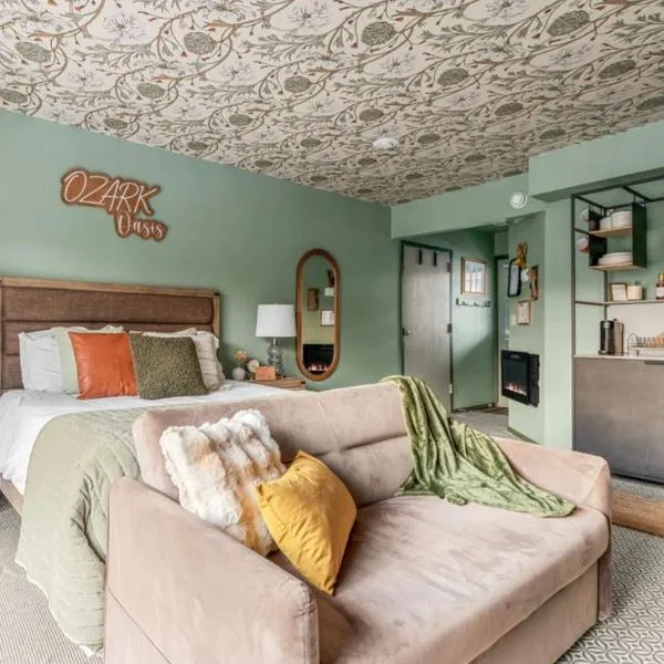 Ozark Oasis - Walk-in Studio w Patio, Pets OK!, hótel í Branson