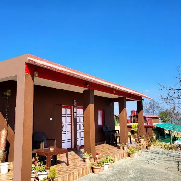 Traveller Hive Kasar Devi، فندق في المورا