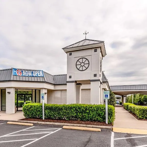 Motel 6-Dumfries, VA, hotel em Triangle