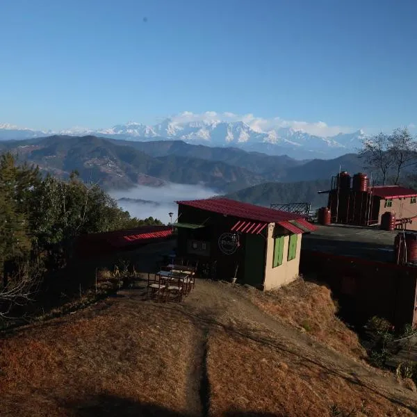 Traveller Hive Kasar Devi، فندق في المورا