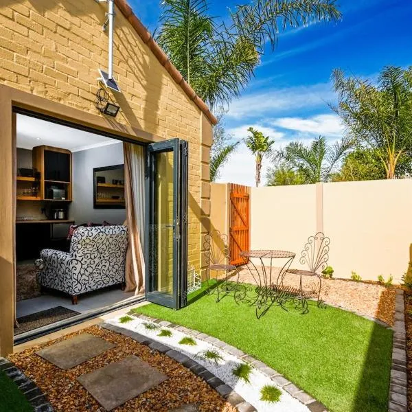 Velvet & Bloom Cottage in Durbanville, hotel i Oakdale