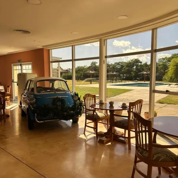 Paradores Austral, מלון בבאהיה בלאנקה