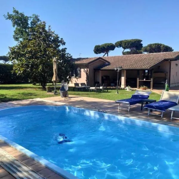 Villa Bella, hotel v mestu Sabaudia