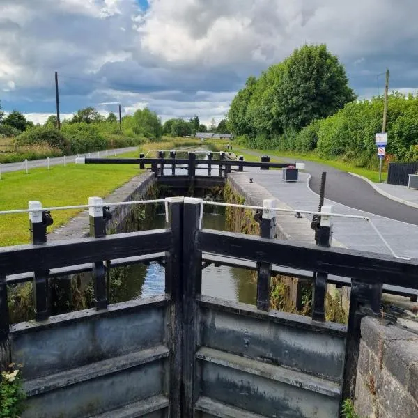 Riverside Cottage, Hotel in Kildare