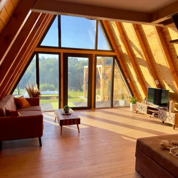 Harmony Cottage - Private Jacuzzi & Nature، فندق في بانيا لوكا