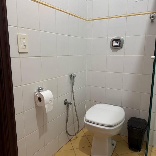 Quarto em ótima localização - Foto 2