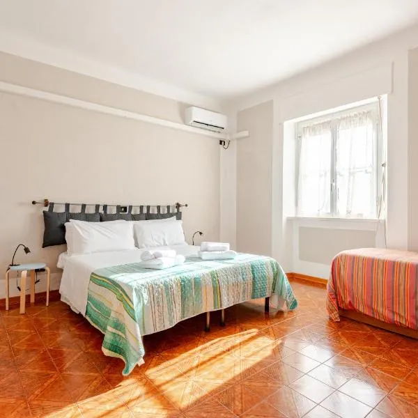 Viesnīca Rombolino Guest House -Free Parking - Vicino al PalaLivorno "Modigliani Forum" Livorno