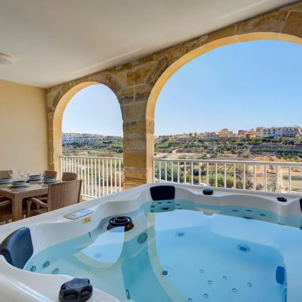 Gozo Getaway! Heated Jacuzzi & Views, hotel v destinácii Xagħra