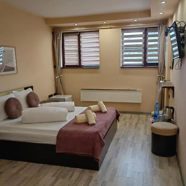 Hostel By the Hill, hotel in Veliko Tŭrnovo