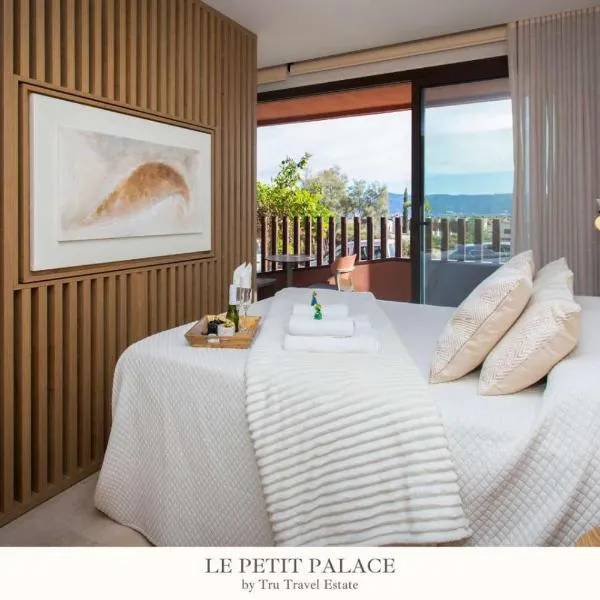 Luxury UCAM Studio, Desk and High Speed WiFi, hotel em Múrcia