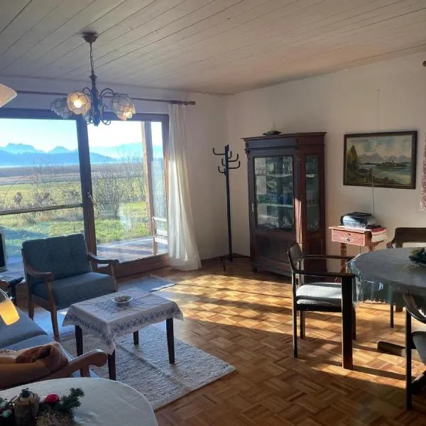 Ferienwohnung Simsseeblick, hotel di Söchtenau