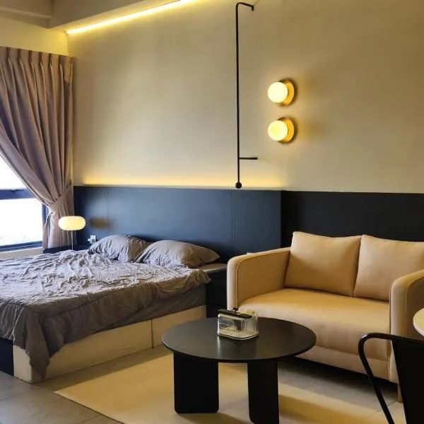 SCCC SETIA ALAM Sunsuria Forum SOHO SUITE by Comstay, hotel en Setia Alam