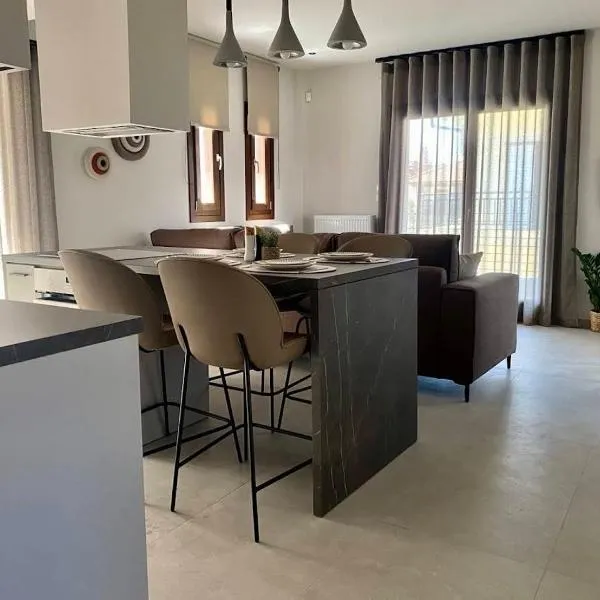 Αura Luxury Apartments, מלון בלריסוס