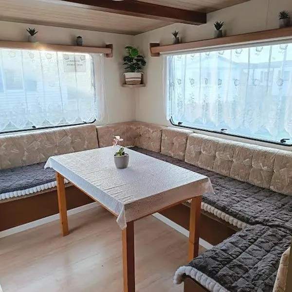Mobil home inter, hotel in Berck-sur-Mer