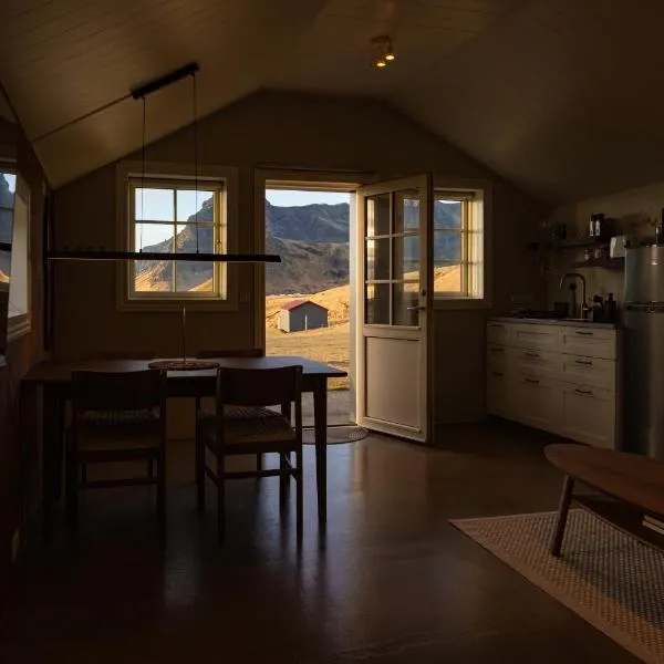 Rauðafell Scenic View Apartment, hotelli kohteessa Hvolsvöllur