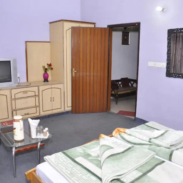 Hotel Pratiksha, hotel v destinaci Morádábád