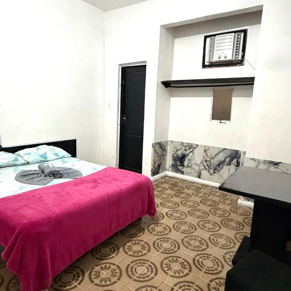 Quarto privado no centro 206