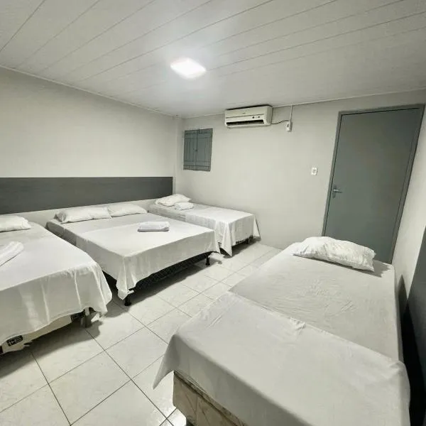 Pousada O Leão, hotel i Piaçabuçu