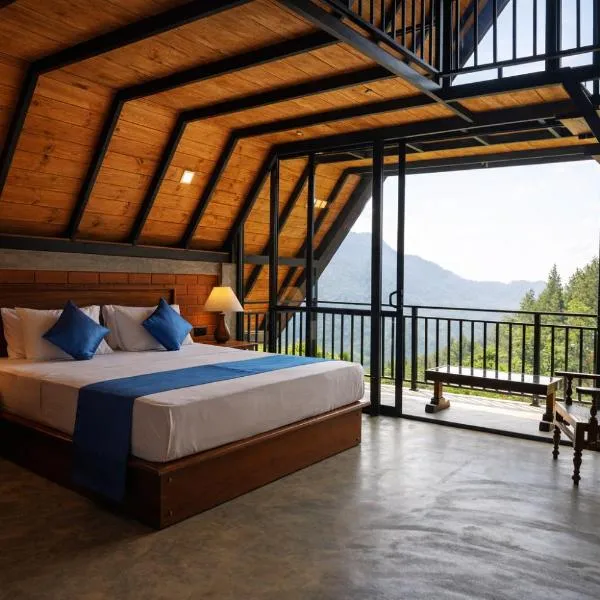 Forest Edge Resort, hotelli kohteessa Kitulgala
