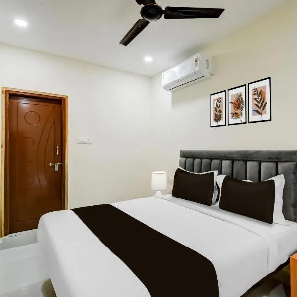 Super Townhouse Oak Kamineni Bus Stop, hotel v destinaci Surūrnagar