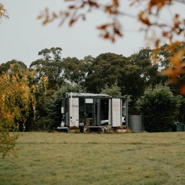 The Ridge by Tiny Away, מלון בKorweinguboora