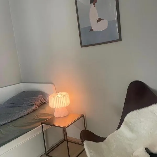 Cozy private room centrally in Jessheim, hotell i Jessheim