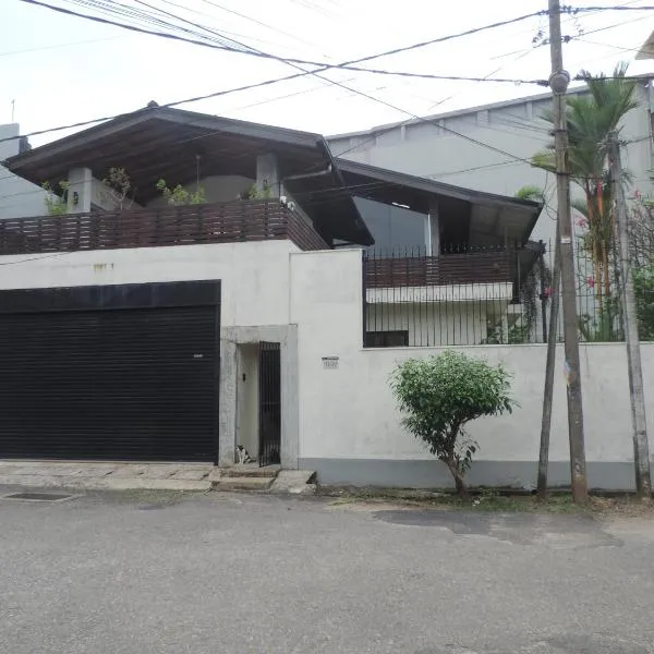 Mount Bliss Home Stay, hotel i Dehiwala-Mount Lavinia